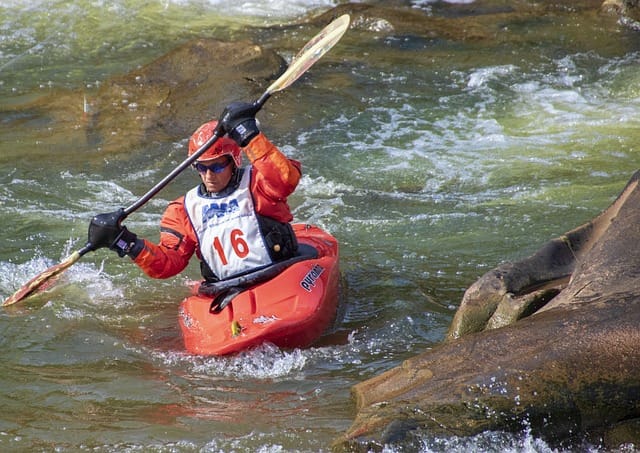 river, kayaker, drysuit, what to wear rafting
What to Wear for Whitewater Rafting in the Cold (2023)